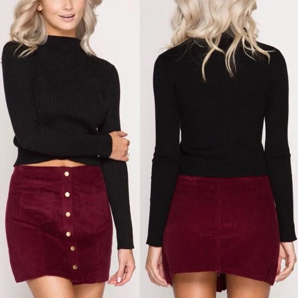 Free People Womens size 6  Skirt Mini Short Burgundy Corduroy Button Front